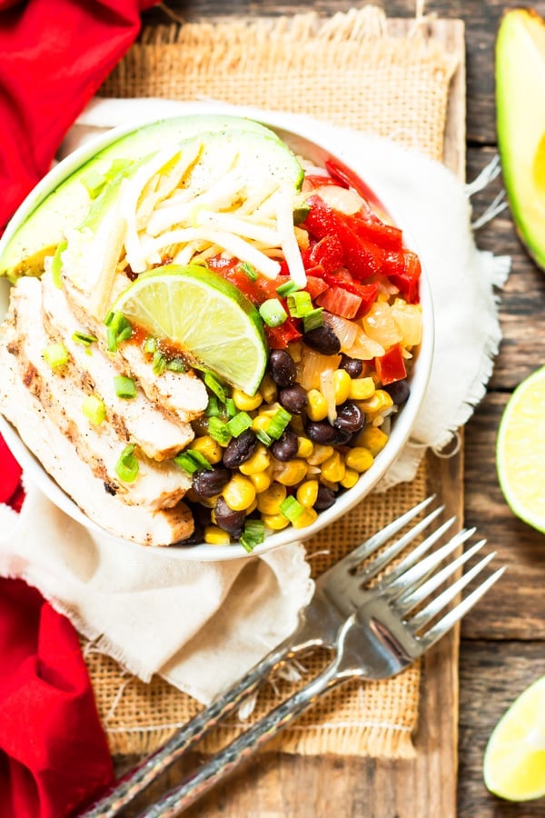 "Chipotle" Chicken Fajita Bowl Weeknight Dinner Recipe