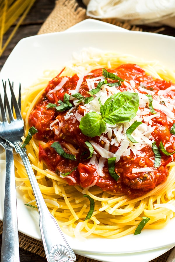 Spaghetti with Pomodoro Sauce