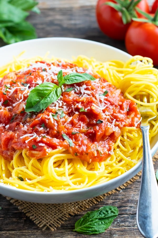 Homemade Pasta Pomodoro Sauce In 30 Minutes Evolving Table