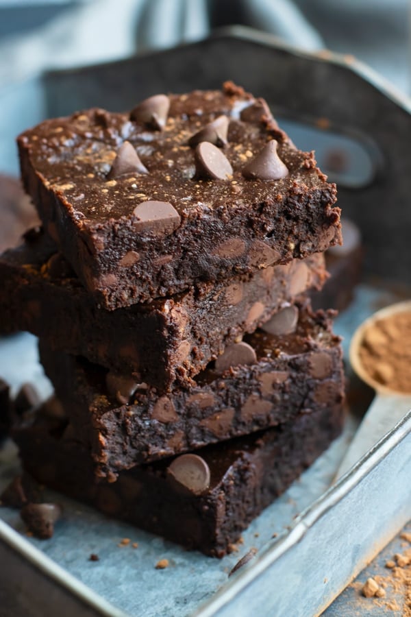 Sliced chocolate chip brownies recipe in a silver baking tray.