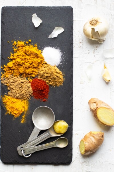 Easy Vegan Chickpea Curry Recipe - Evolving Table
