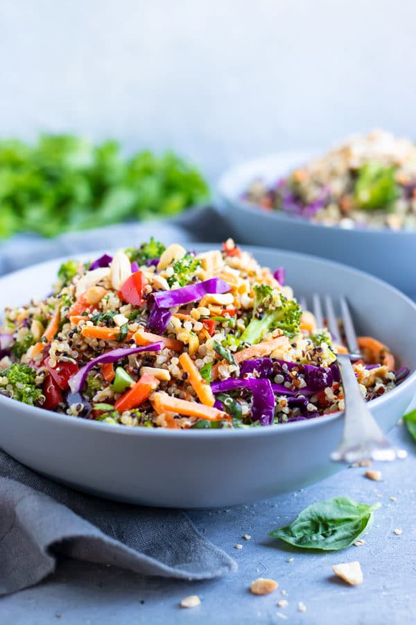 A salad bowl full of Thai-style quinoa that is easy to prepare.