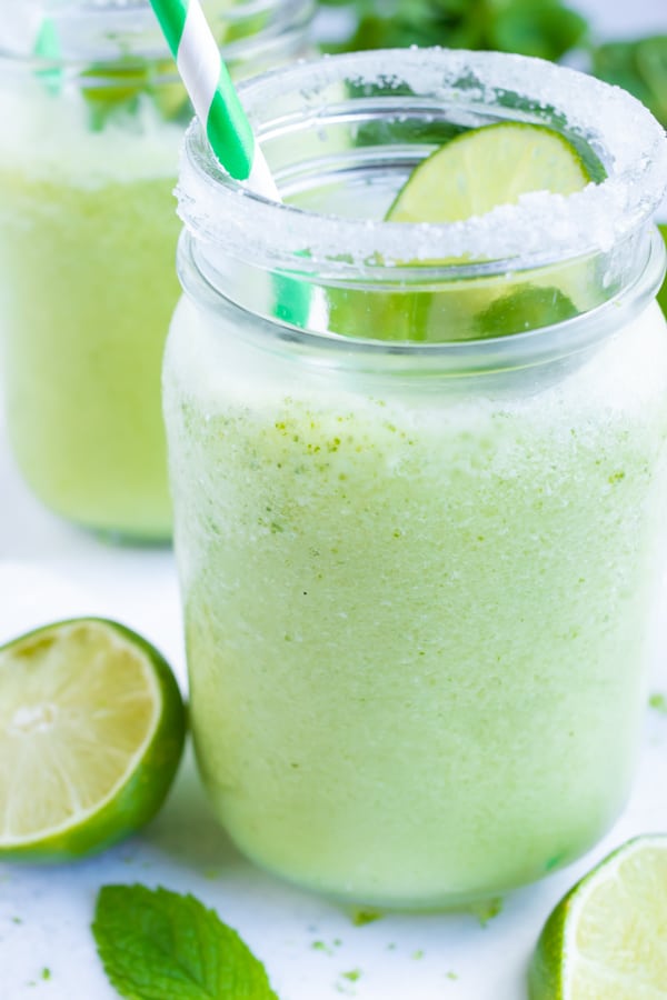 An easy mojito recipe that is a frozen summer cocktail.
