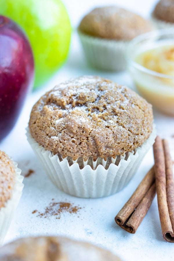 Learn how to make soft and fluffy applesauce muffins with healthy ingredients.