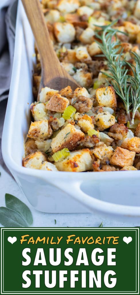 Sausage stuffing is served with fresh herbs and served at Thanksgiving.