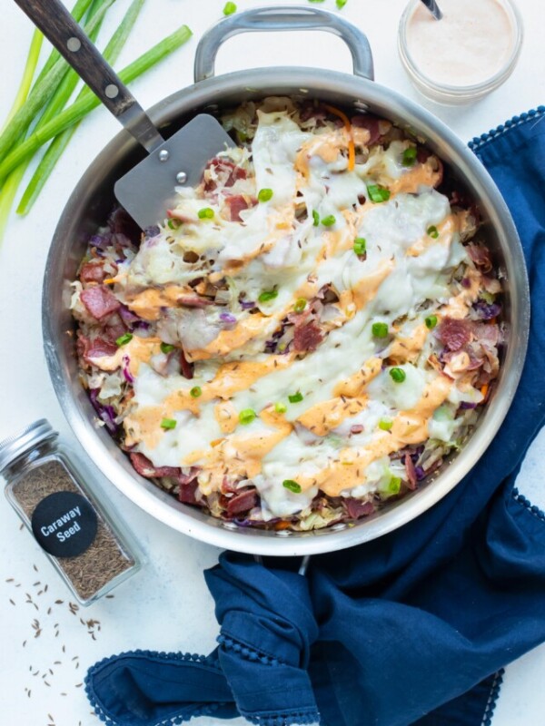 Reuben in a bowl is served for a gluten-free, low-carb meal.