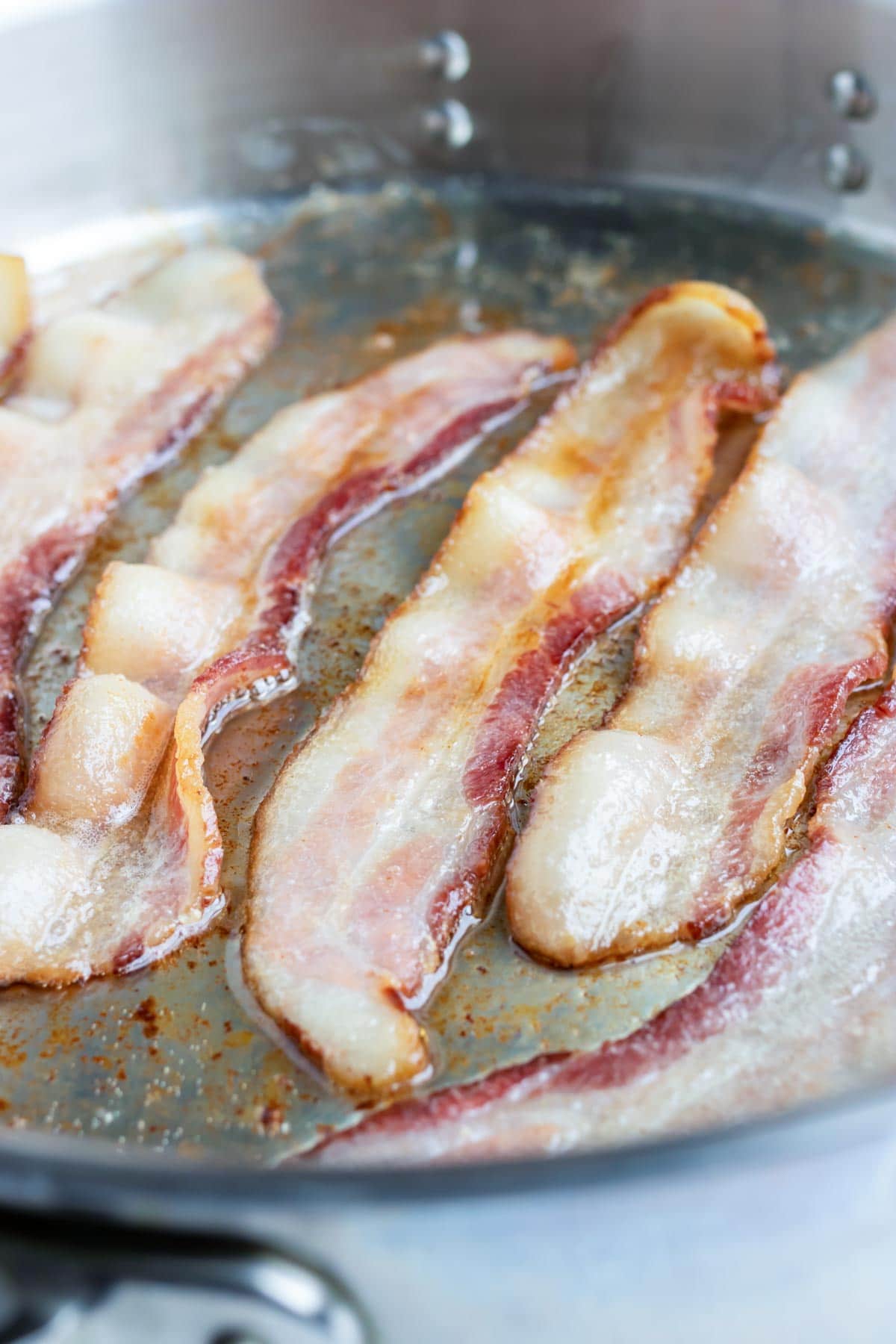 How to Bake Bacon in the Oven - Evolving Table