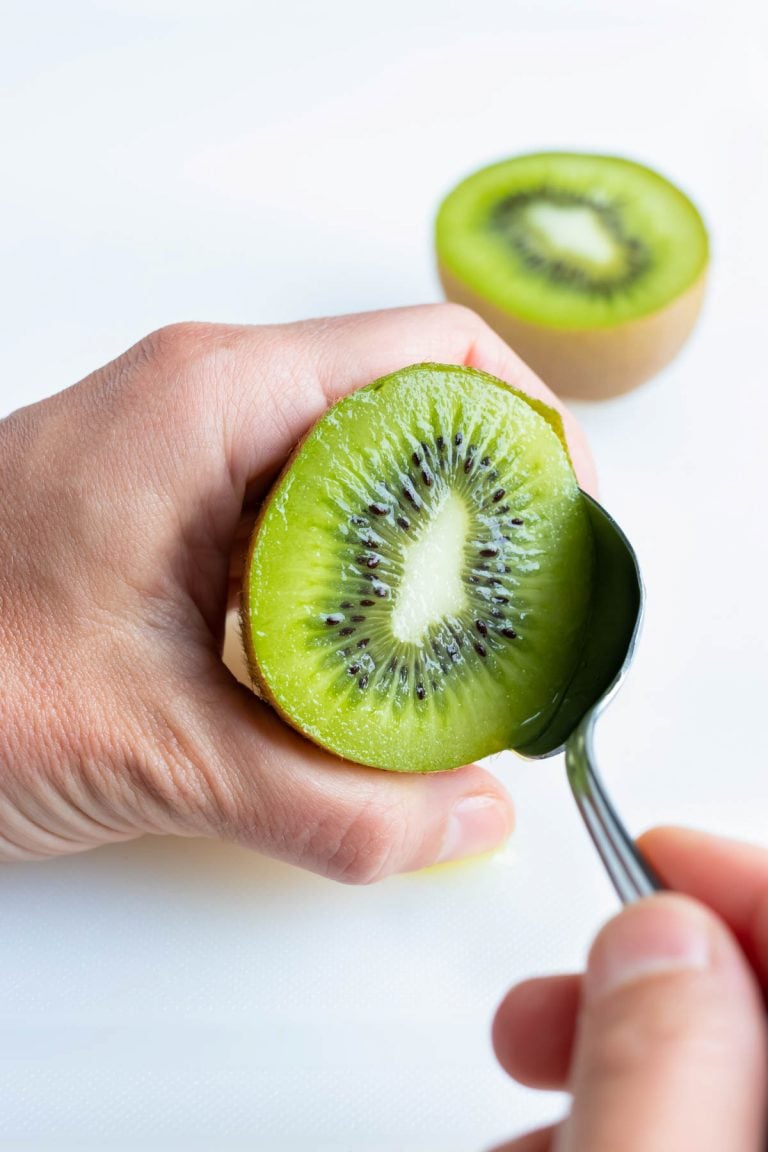 How to Cut a Kiwi (3 Quick Ways!) Evolving Table
