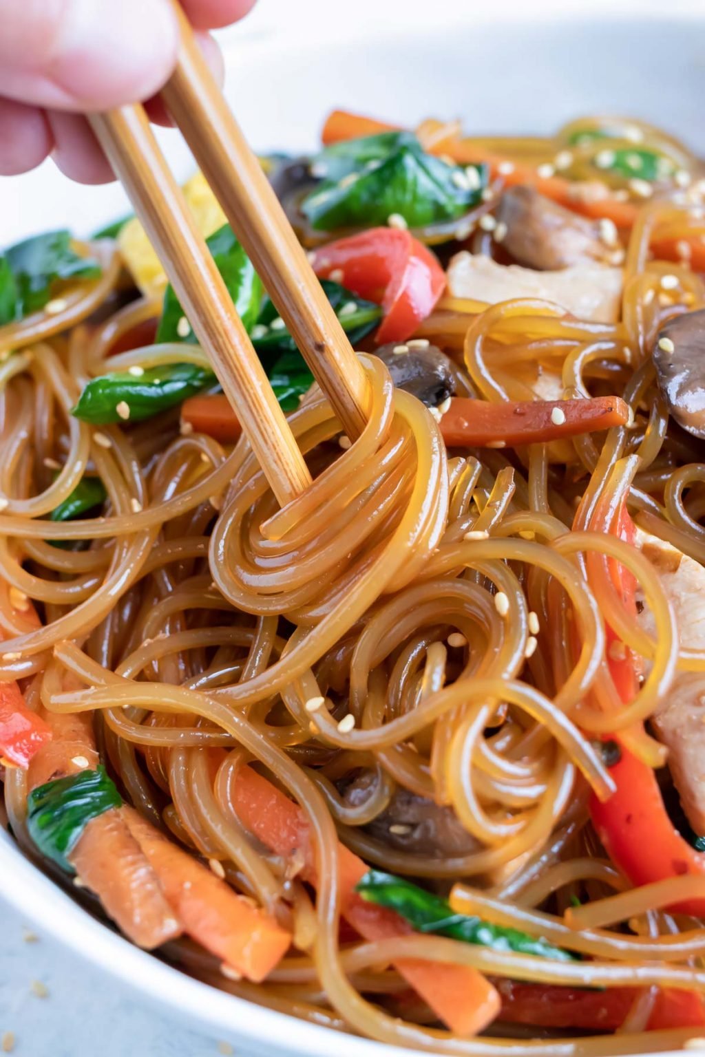 Japchae (Korean Glass Noodles Recipe) - Evolving Table
