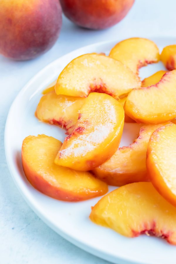How To Freeze Peaches (Whole or Sliced!) - Evolving Table