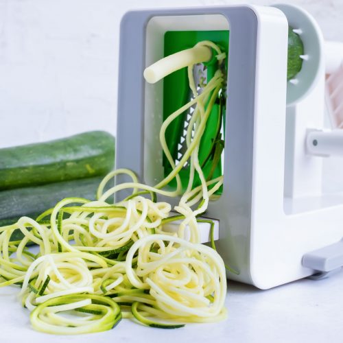 https://www.evolvingtable.com/wp-content/uploads/2022/05/Zucchini-Noodles-13-500x500.jpg