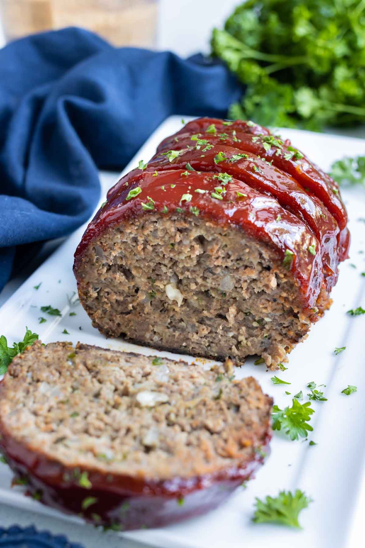 Healthy meatloaf is a quick and easy dinner.