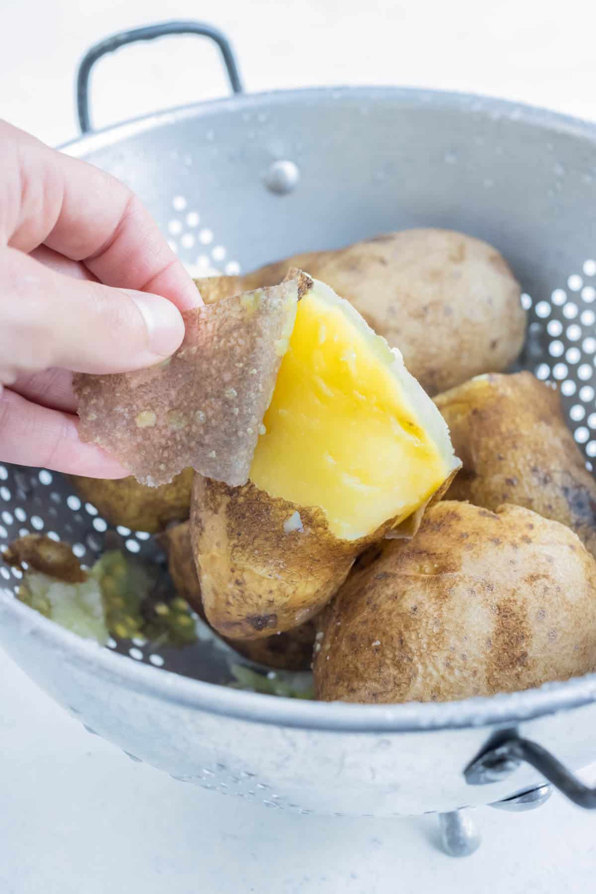 It is easy to peel potatoes after boiling.