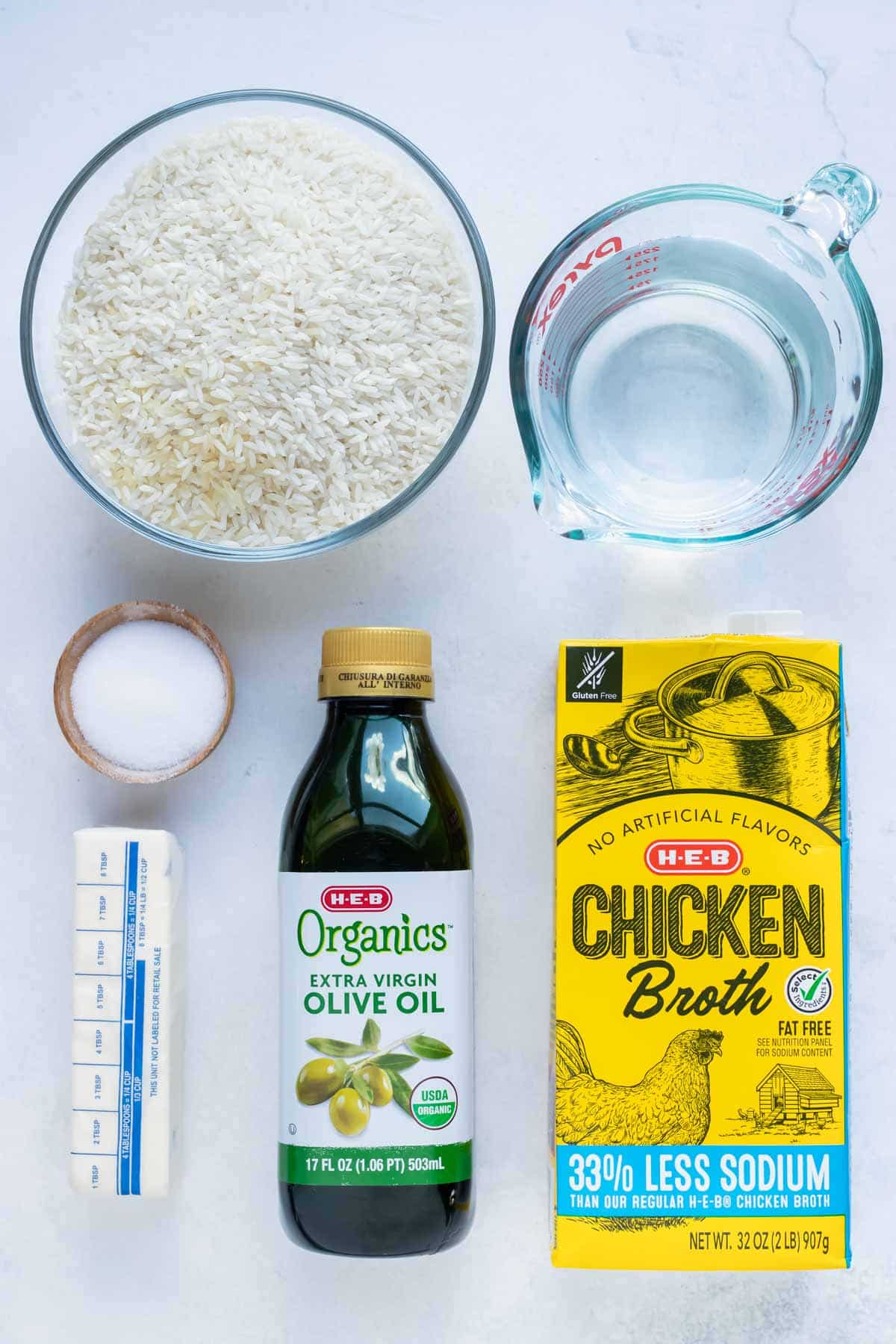 Oil, chicken broth, salt, long grain white rice, and water can be used in this instant pot rice recipe.