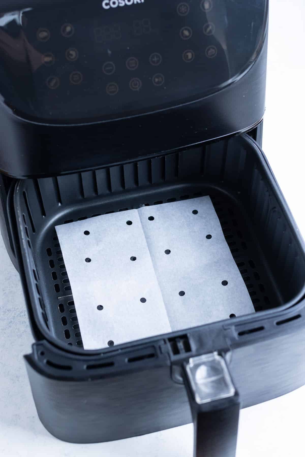 How to remove the Cosori Air fryer basket 