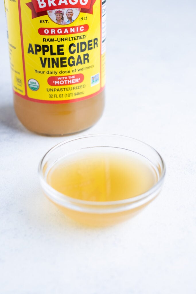 The Best White Wine Vinegar Substitutes Evolving Table