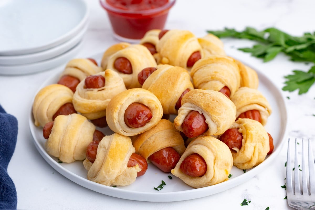 Easy pigs in a blanket evolving table