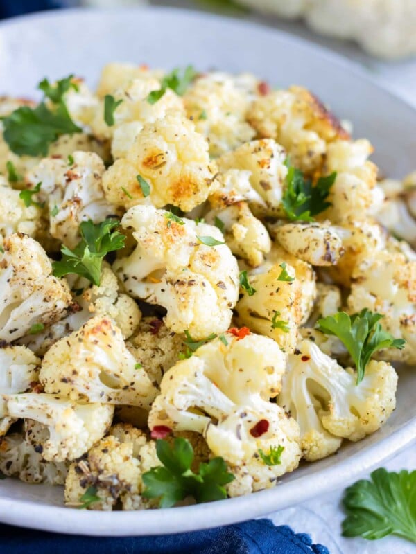 A bowl full of an easy, low-carb, and keto cauliflower recipe.