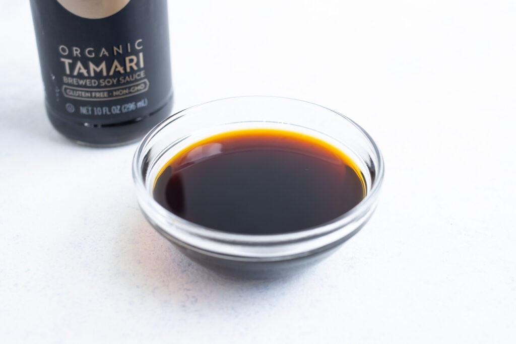 Tamari vs. Soy Sauce What's the Difference? Evolving Table
