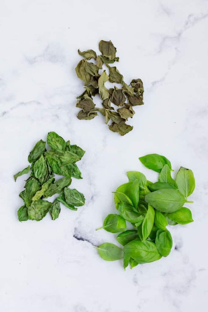 3 different groups of basil: extremely dry, semi-dry, and fresh.