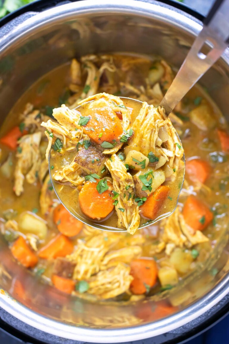Instant Pot Chicken Curry Recipe - Evolving Table