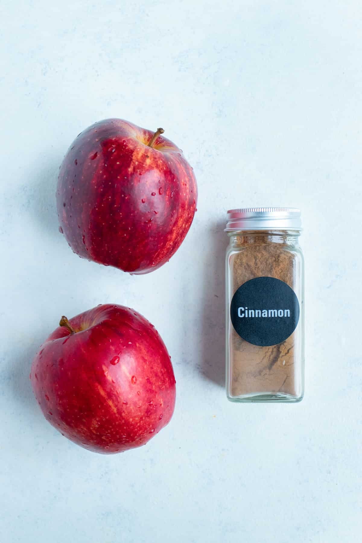Apples and cinnamon are the ingredients used for this simple recipe.