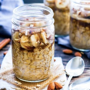 A gluten-free overnight oats recipe made with almond butter in a jar for a healthy breakfast.