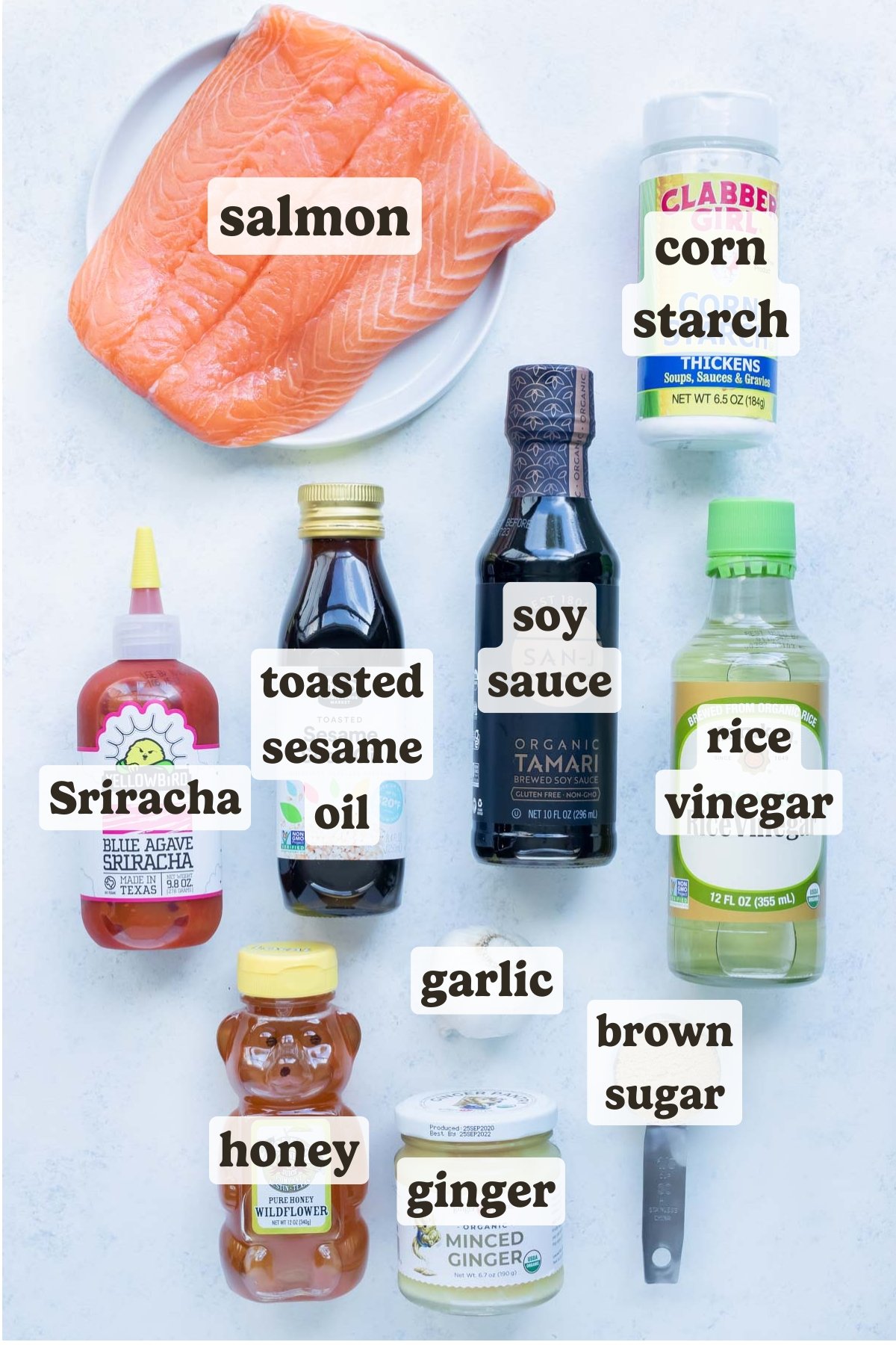 Salmon, honey, brown sugar, sriracha, soy sauce, garlic, and sesame oil are the main ingredients for these teriyaki salmon bites.